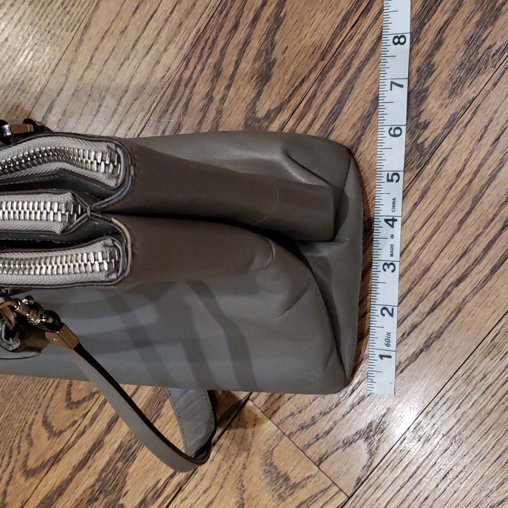 COACH Borough Bag in Retro Glove Tan Leather - Picture 15 of 16
